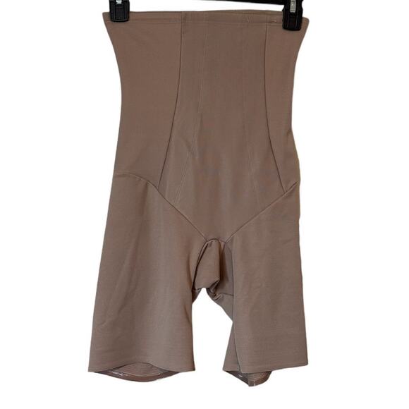 Miraclesuit Shape with an Edge High Waist Thigh Slimmer Shorts New Size L - Picture 5 of 10